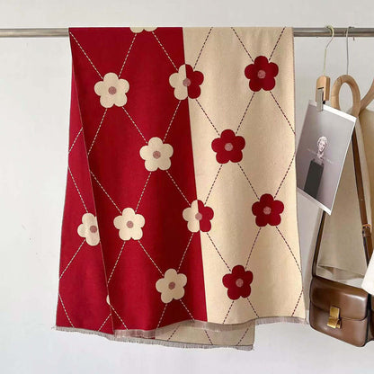 Floral pattern imitation cashmere scarf with red and beige sections, ideal for fashionistas seeking style and warmth.
