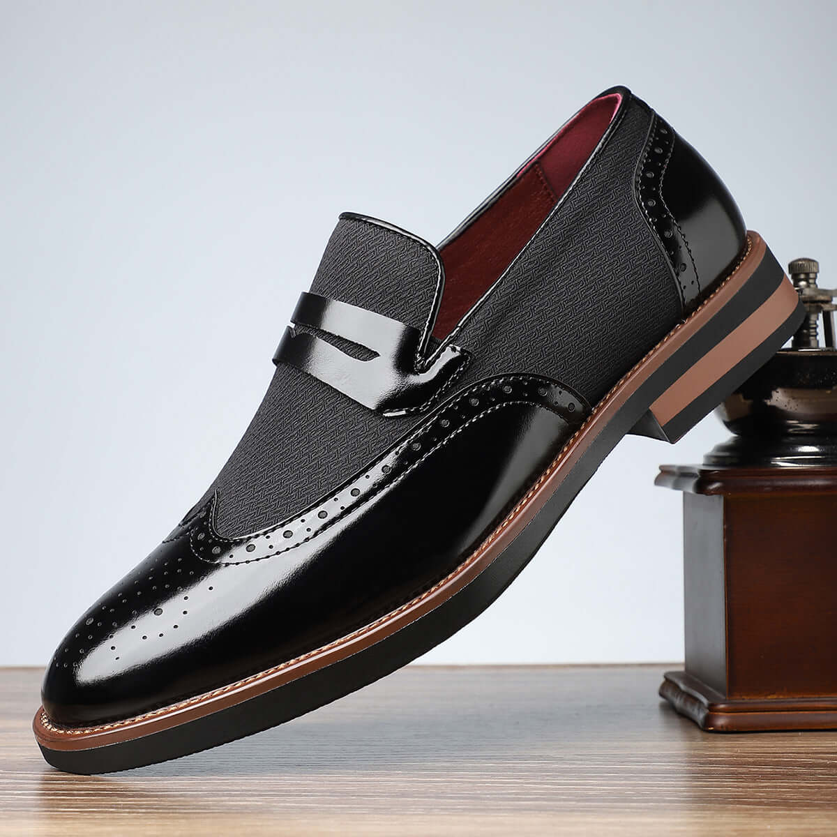 Smart Casual Leather Shoes in sleek black, featuring a matching pattern and durable artificial PU for a stylish and comfortable fit.